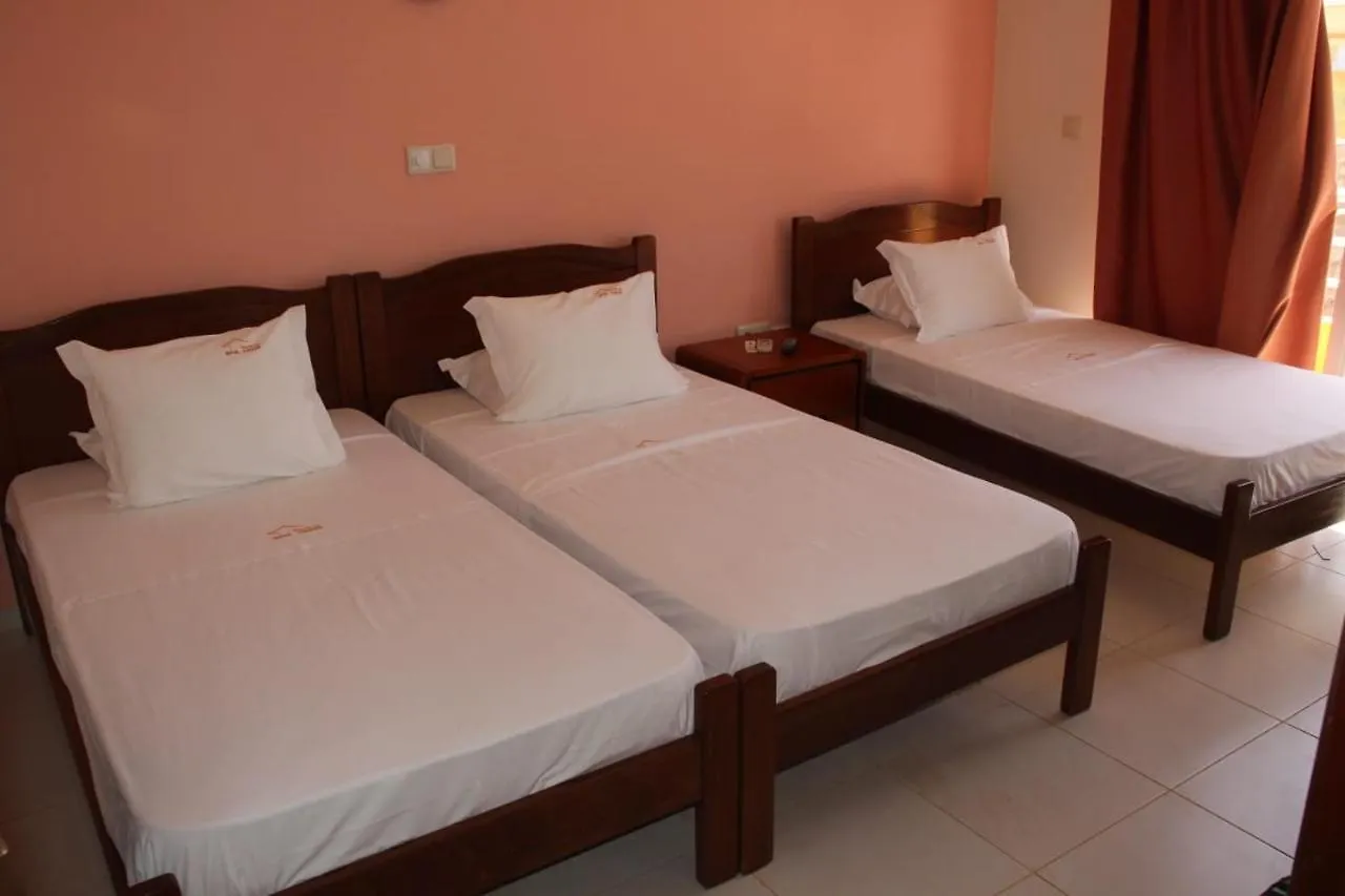 Guest house Restaurante Residencial Nova Cidade Porto Novo