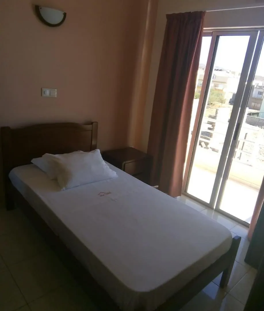 Restaurante Residencial Nova Cidade Porto Novo  Guest house