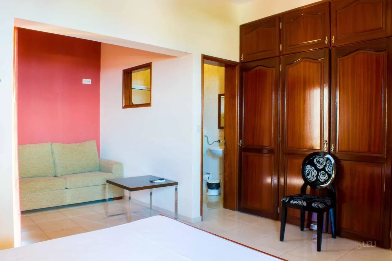 Restaurante Residencial Nova Cidade Porto Novo  0*, Porto Novo (Santo Antao)